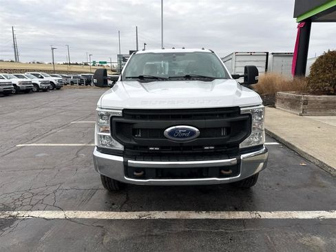 Used 2022 Ford F350 XL w/ Power Equipment Group image 4