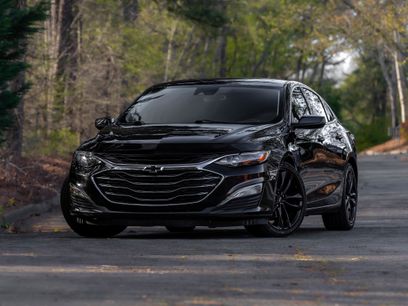 Used 2020 Chevrolet Malibu LT w/ Leather Package