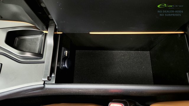 Used 2025 Lexus UX 300h FWD w/ Accessory Package (Z1) image 62
