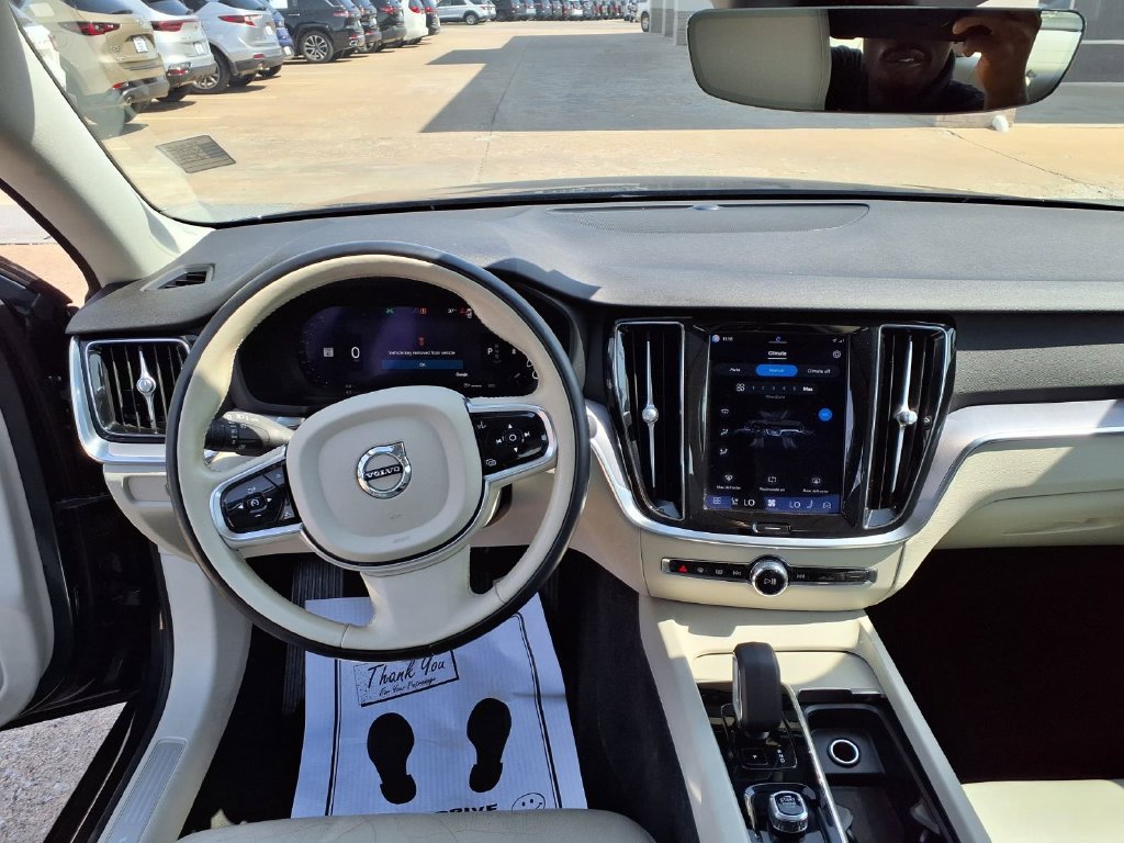 Used 2024 Volvo S60 B5 Core FWD image 3