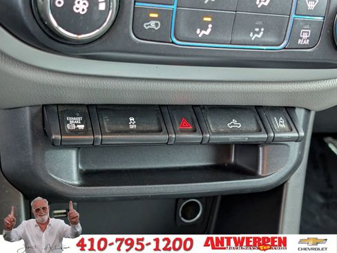 Used 2018 Chevrolet Colorado LT w/ LT Convenience Package image 26