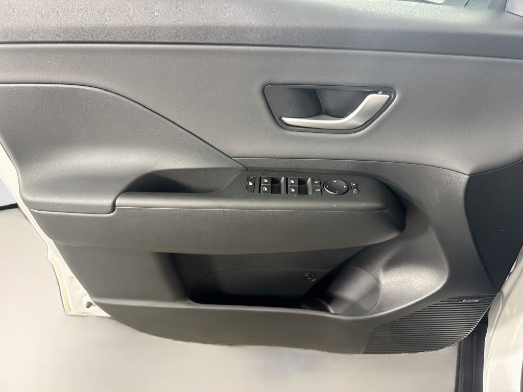 New 2027 Hyundai Kona Limited AWD/4WD image 13