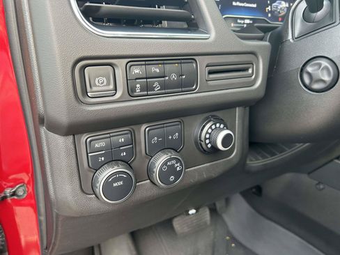 Used 2023 Chevrolet Tahoe Premier w/ LPO, Illumination Package AWD/4WD image 19