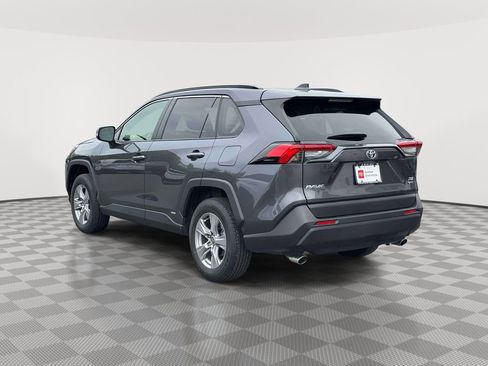 Used 2025 Toyota RAV4 XLE w/ Convenience Package AWD/4WD image 5