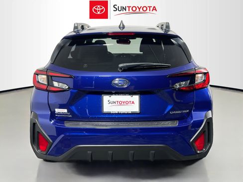 Used 2025 Subaru Crosstrek 2.0i Premium AWD/4WD image 1
