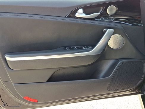 Used 2018 Kia Stinger Premium image 14