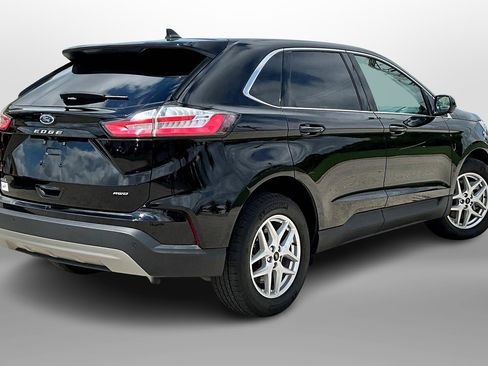 Used 2023 Ford Edge SEL w/ Convenience Package image 11