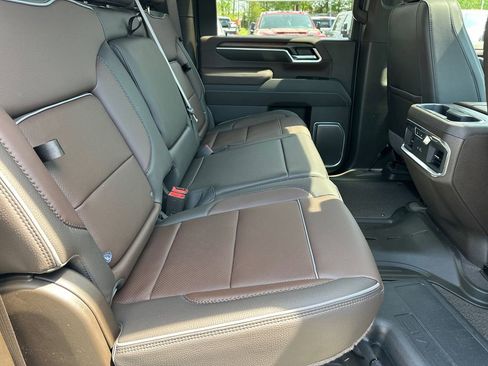 New 2026 GMC Sierra 2500 Denali image 16