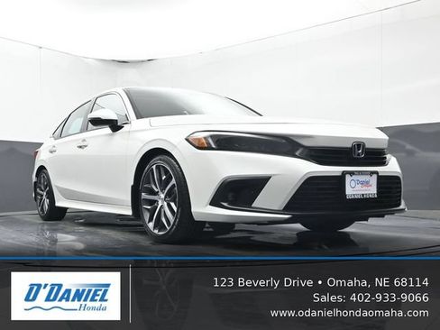 Used 2022 Honda Civic Touring image 14