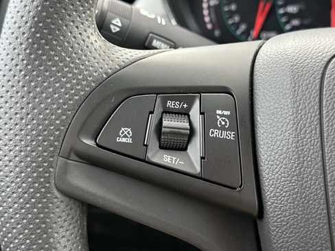 Certified 2022 Chevrolet Trax LS w/ Tint and Cruise Package image 24