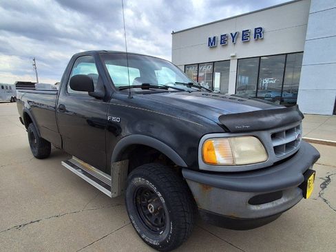 Used 1998 Ford F150 4x4 Regular Cab image 2