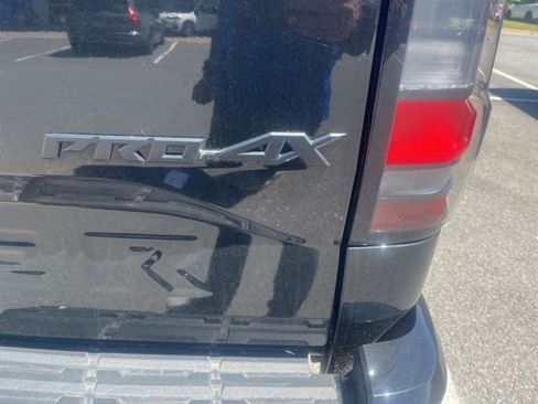 Used 2024 Nissan Frontier PRO-4X w/ Off-Road Protection Package image 13