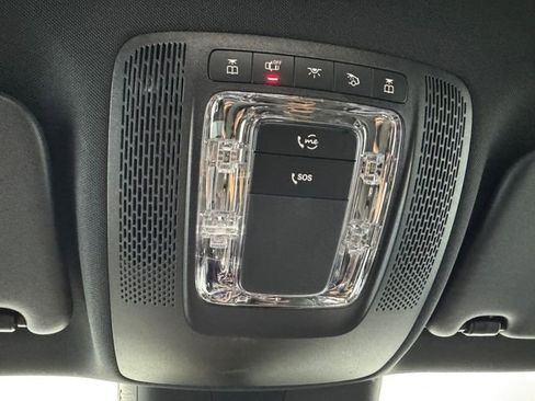 New 2025 Mercedes-Benz GLA 250 image 36