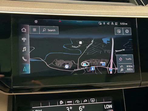 Used 2024 Audi Q8 e-tron Premium Plus w/ Premium Plus Package AWD/4WD image 19