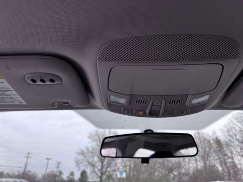 Used 2017 Ford Fusion SE image 26