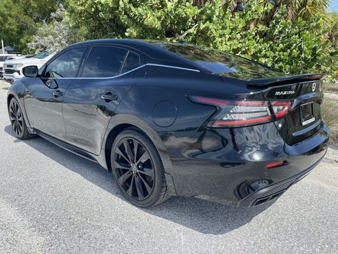 Used 2023 Nissan Maxima SR w/ Sport Mat Group FWD image 5