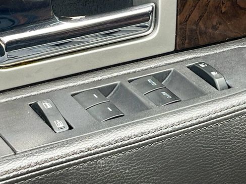 Used 2014 Ford F150 Platinum AWD/4WD image 17