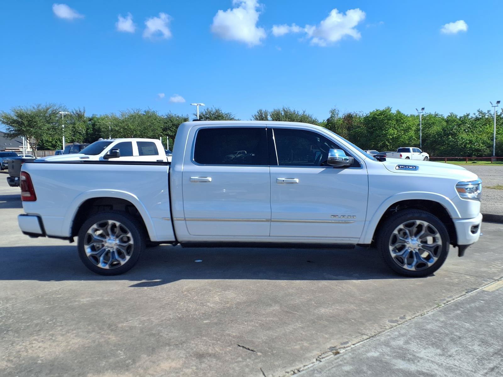 Used 2024 RAM 1500 Limited AWD/4WD image 4