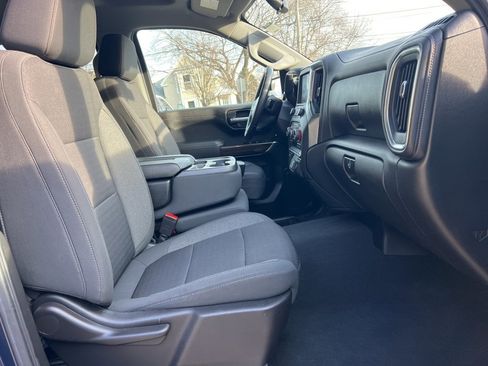 Used 2022 Chevrolet Silverado 1500 LT image 24