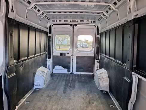 Used 2021 RAM ProMaster 2500 image 10