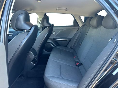 Used 2025 Kia K4 FWD image 13