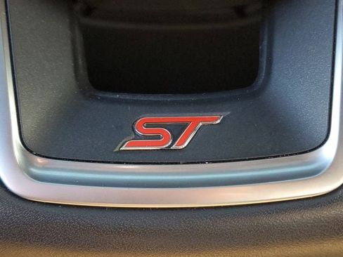 Used 2023 Ford Explorer ST w/ Equipment Group 401A image 30