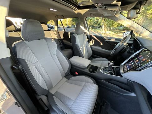 Certified 2025 Subaru Outback Premium image 25