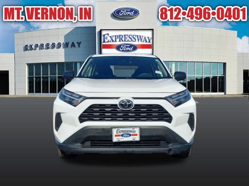 Used 2024 Toyota RAV4 LE image 4