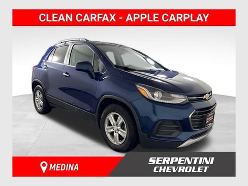 Used 2019 Chevrolet Trax LT w/ LT Convenience Package FWD image 1
