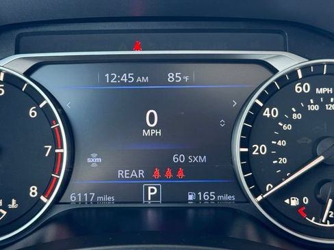 Used 2025 Nissan Altima 2.5 SR w/ SR Premium Package AWD/4WD image 14