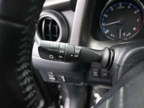 Used 2016 Toyota RAV4 XLE image 18