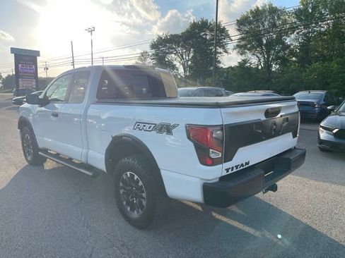 Used 2020 Nissan Titan PRO-4X AWD/4WD image 4
