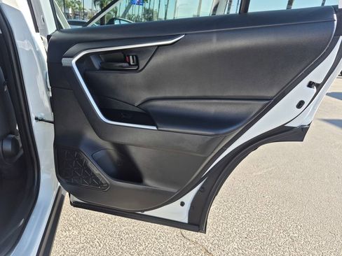 Used 2025 Toyota RAV4 LE image 27