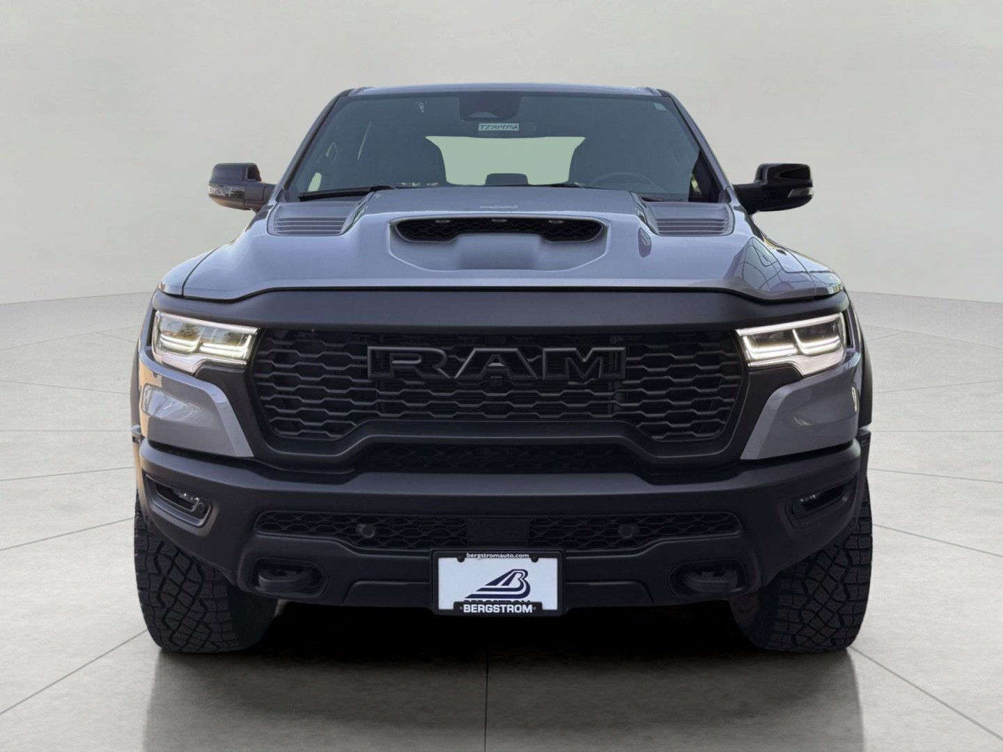 Used 2025 RAM 1500 RHO AWD/4WD image 4