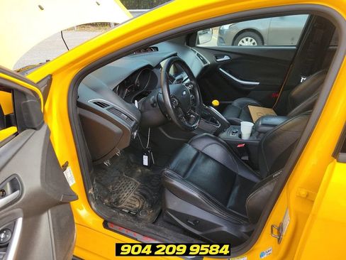 Used 2013 Ford Focus ST FWD image 2