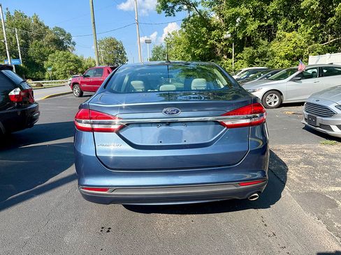 Used 2018 Ford Fusion S FWD image 7