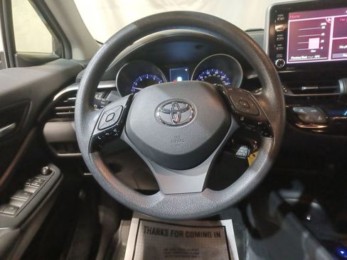 Used 2021 Toyota C-HR LE image 11