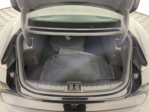 Used 2022 Porsche Taycan image 21