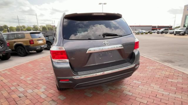 Used 2013 Toyota Highlander Limited FWD image 8