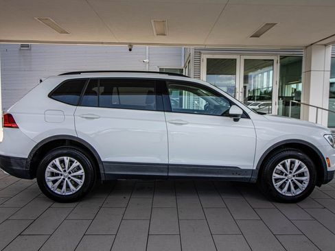 Used 2019 Volkswagen Tiguan S w/ Driver Assistance Package AWD/4WD image 3