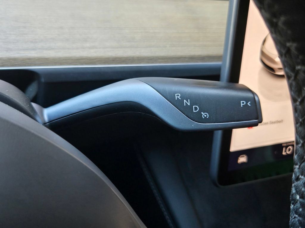 Used 2023 Tesla Model Y Long Range AWD/4WD image 22