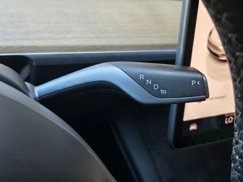 Used 2023 Tesla Model Y Long Range AWD/4WD image 22