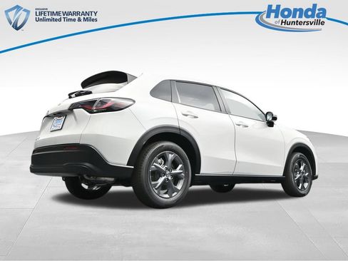 New 2026 Honda HR-V LX image 41
