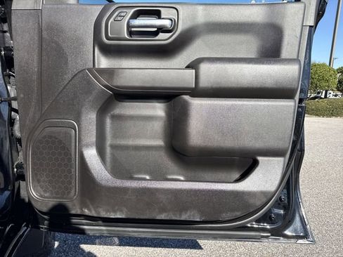 Used 2023 Chevrolet Silverado 1500 Custom Trail Boss image 21