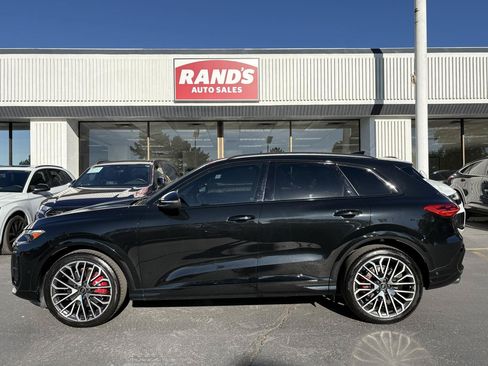 Used 2025 Audi SQ5 Premium Plus AWD/4WD image 16