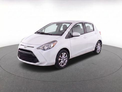 Used 2018 Toyota Yaris iA FWD image 3