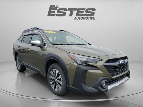 Used 2024 Subaru Outback Touring AWD/4WD image 5