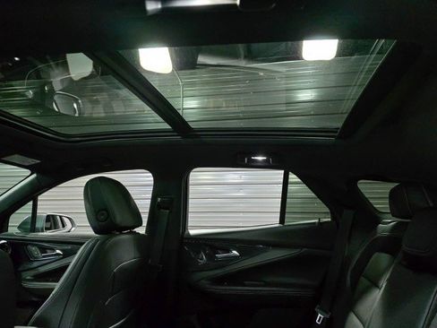 Used 2024 Chevrolet Blazer EV LT AWD/4WD image 19