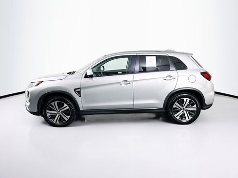 Used 2025 Mitsubishi Outlander Sport ES image 4