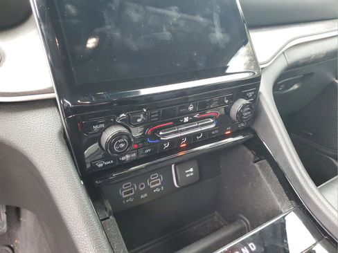 Used 2021 Jeep Grand Cherokee L Limited w/ Trailer Tow Group (B) image 24